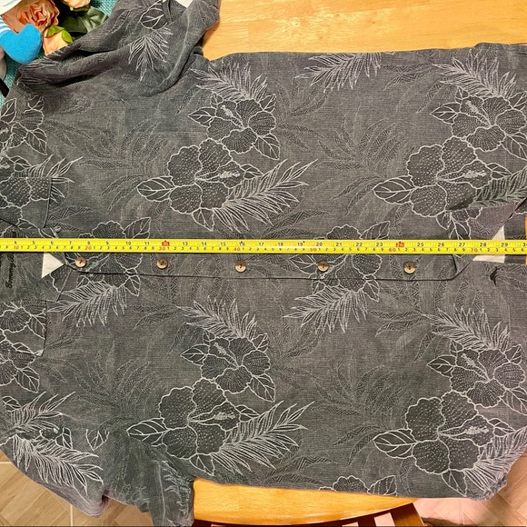 Tommy Bahama Mens Shirt Medium - Picture 9 of 10